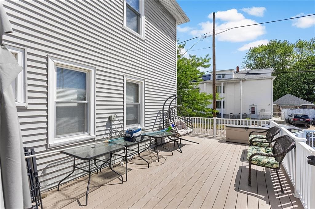 128 Atwood Avenue photo 24