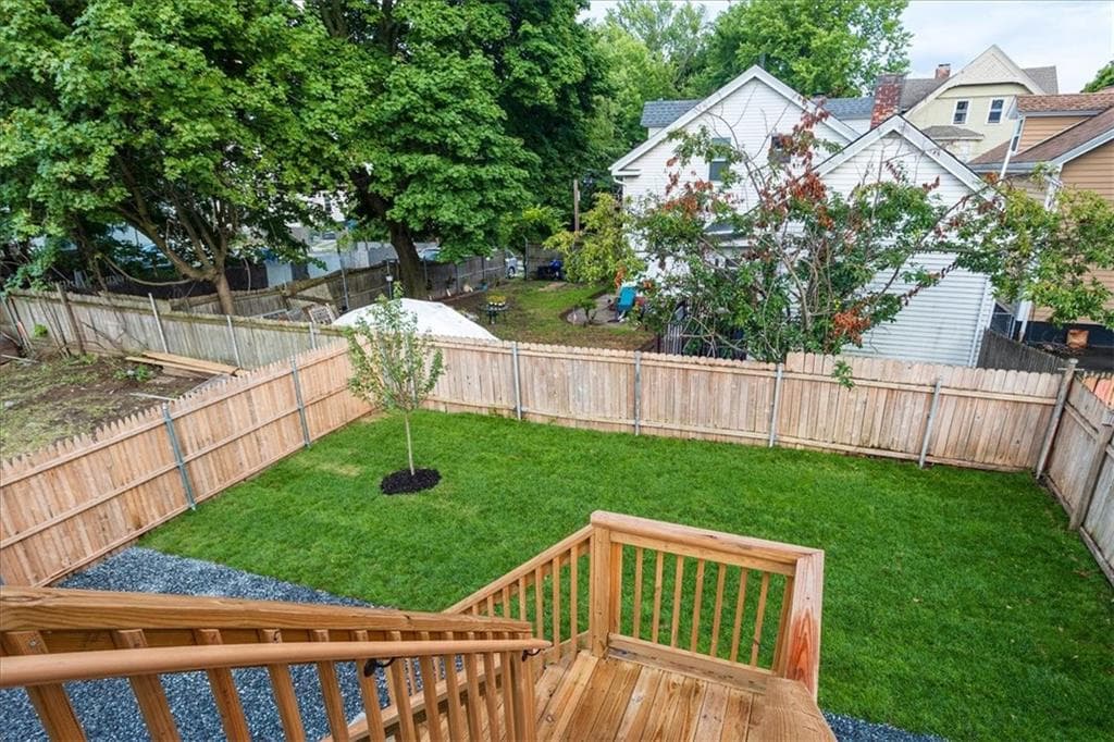 28 Potters Avenue photo 27