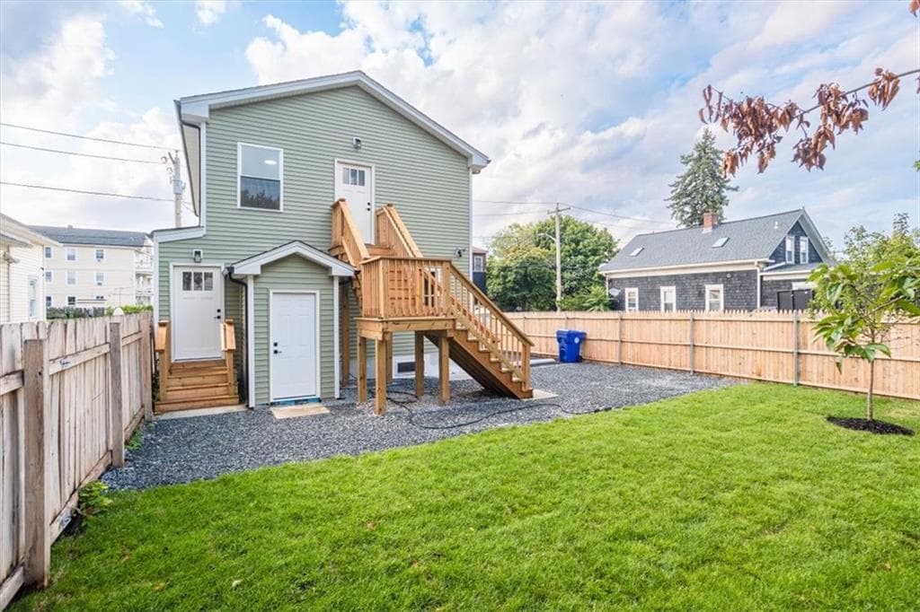 28 Potters Avenue photo 29