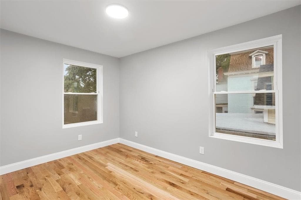28 Potters Avenue photo 21