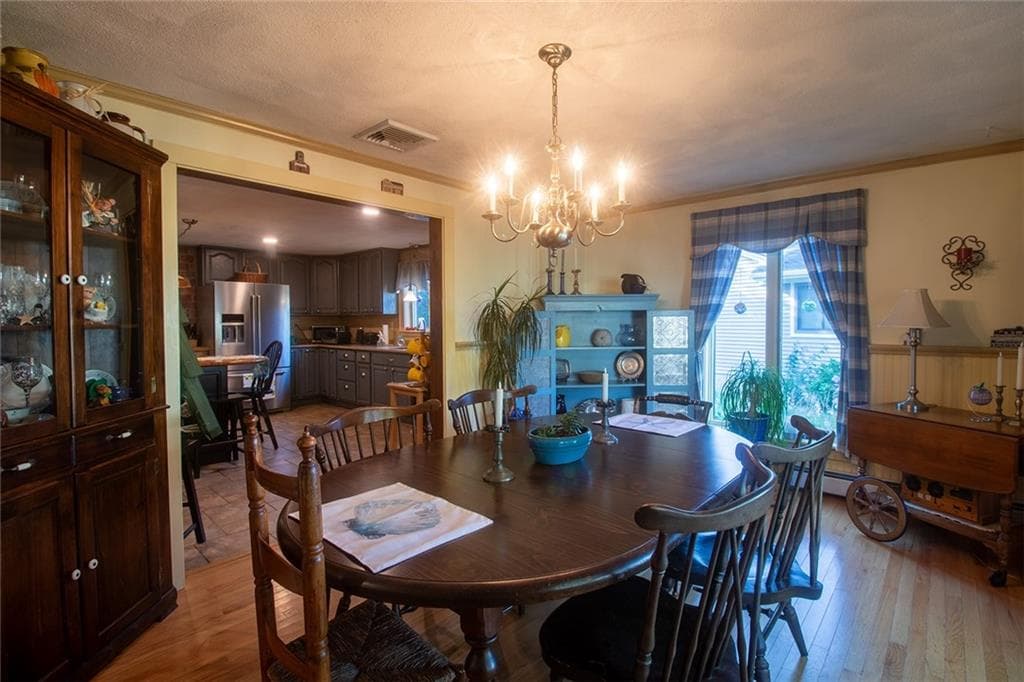 Single Family Residence at 122 Elton Circle, Cranston, photo 23 of 44