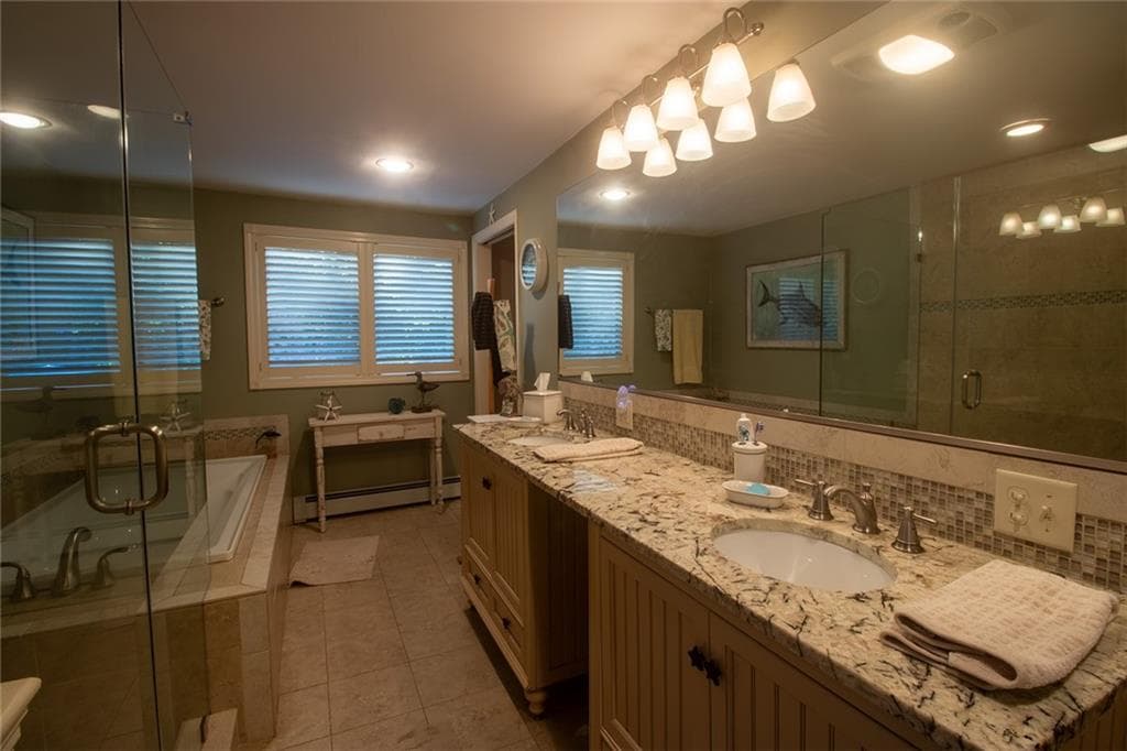 Single Family Residence at 122 Elton Circle, Cranston, photo 27 of 44