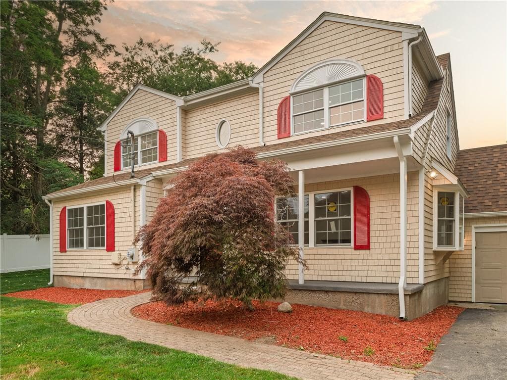 25 Pleasant Avenue photo 6