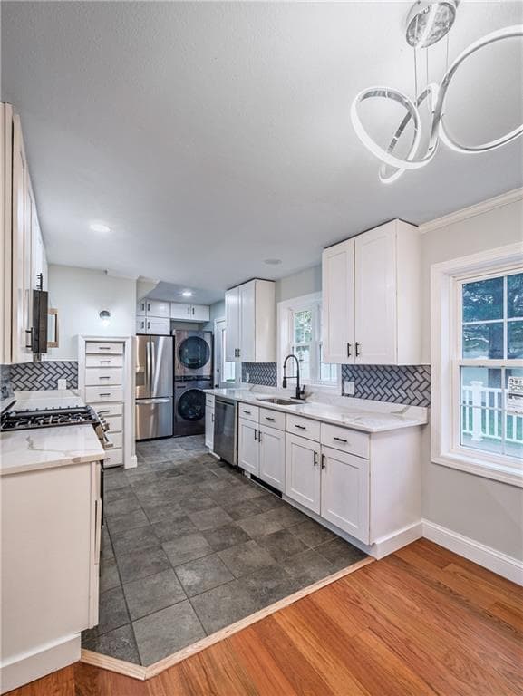 25 Pleasant Avenue photo 9