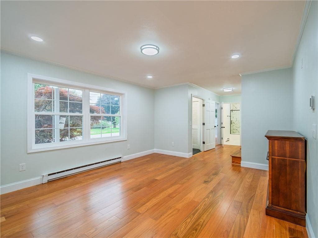25 Pleasant Avenue photo 8