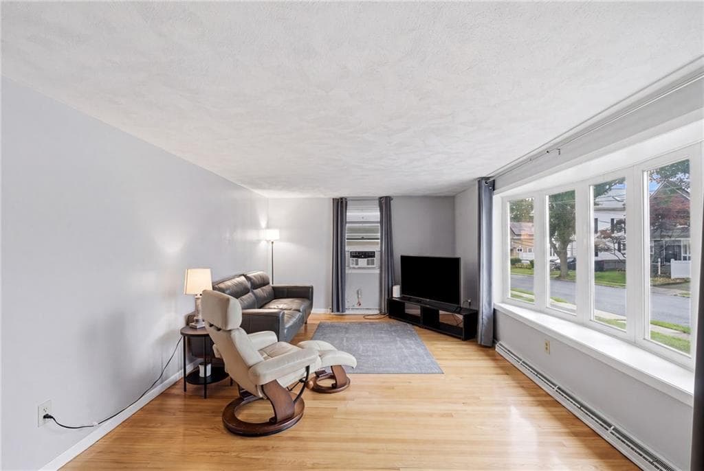 8 Henry Street photo 5