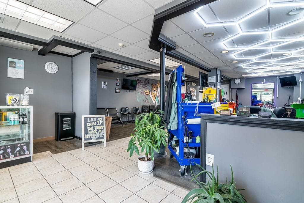 7440 7456 Post Road photo 20