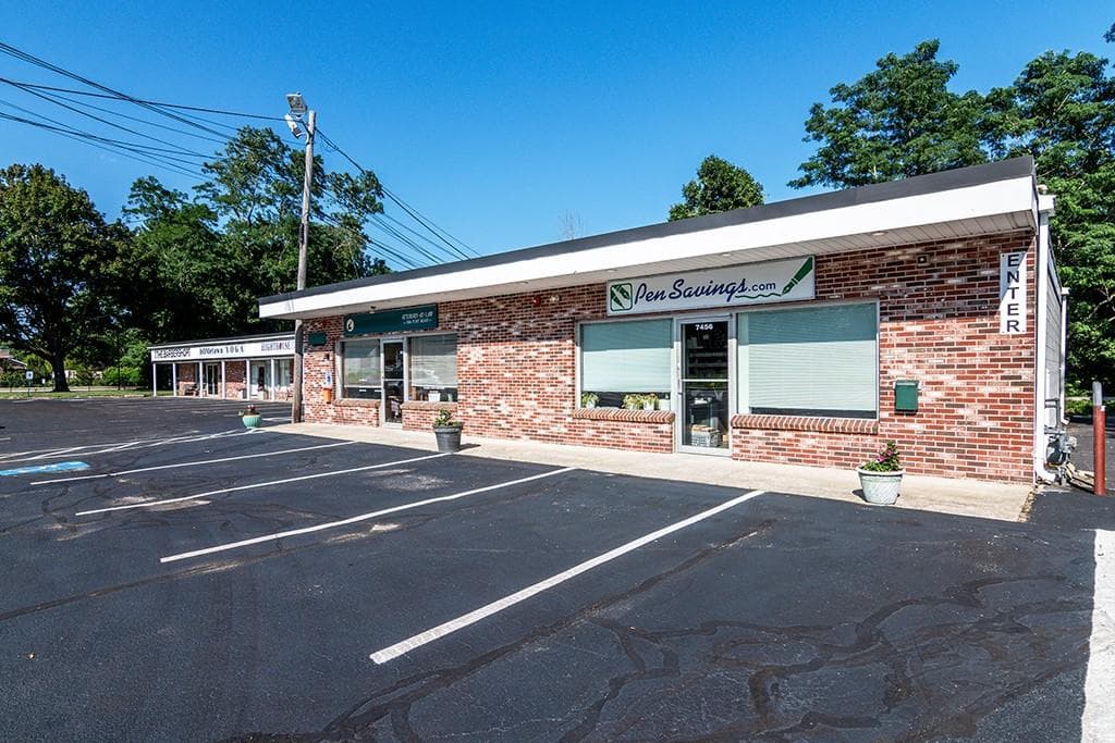 7440 7456 Post Road photo 4