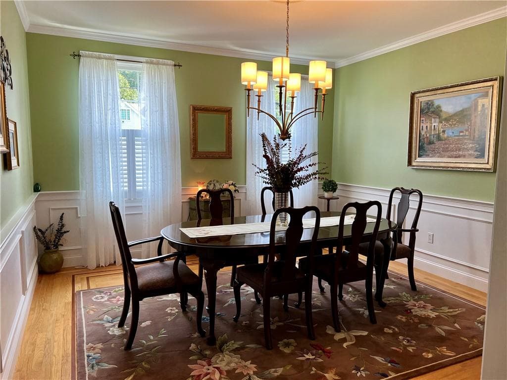 35 East Lantern Road photo 8