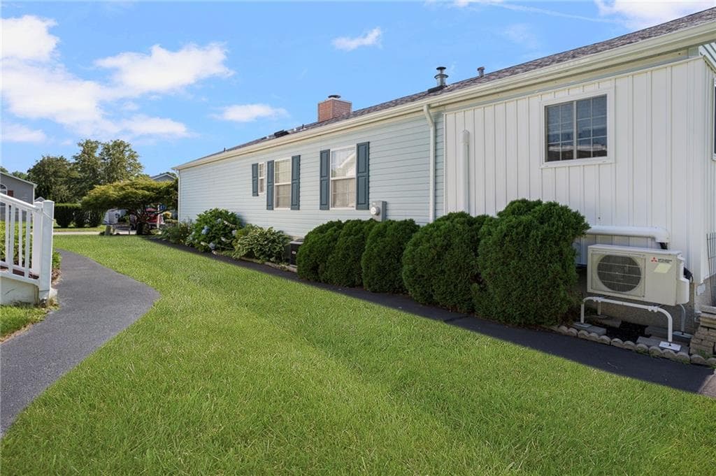 9 Mockingbird Lane photo 42