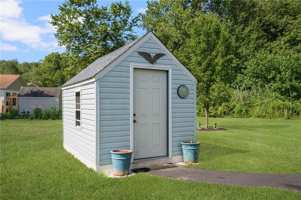 9 Mockingbird Lane photo 43