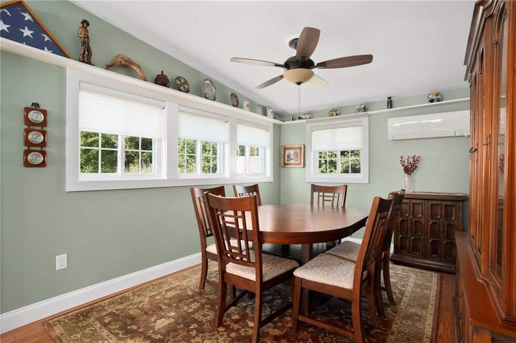 9 Mockingbird Lane photo 20