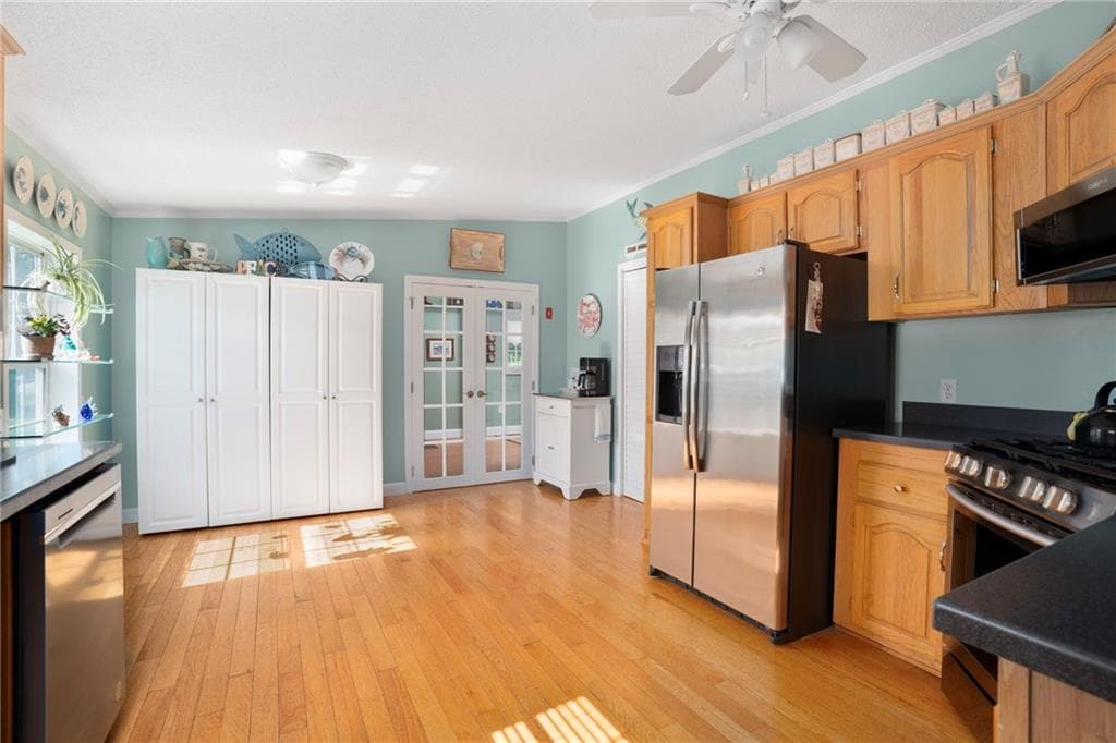 9 Mockingbird Lane photo 15