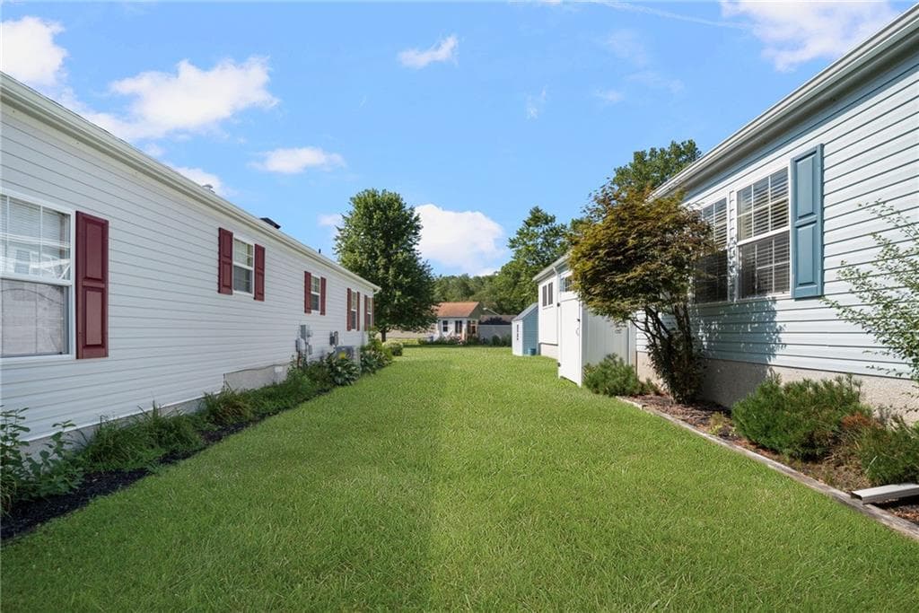 9 Mockingbird Lane photo 31