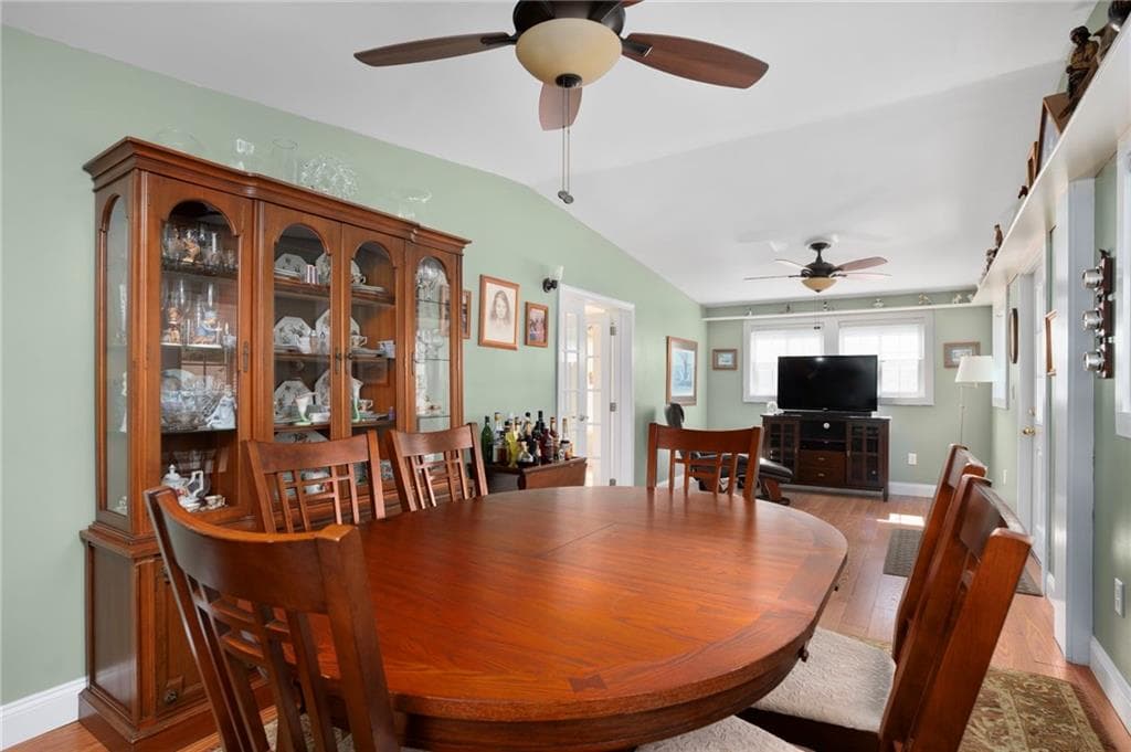 9 Mockingbird Lane photo 21