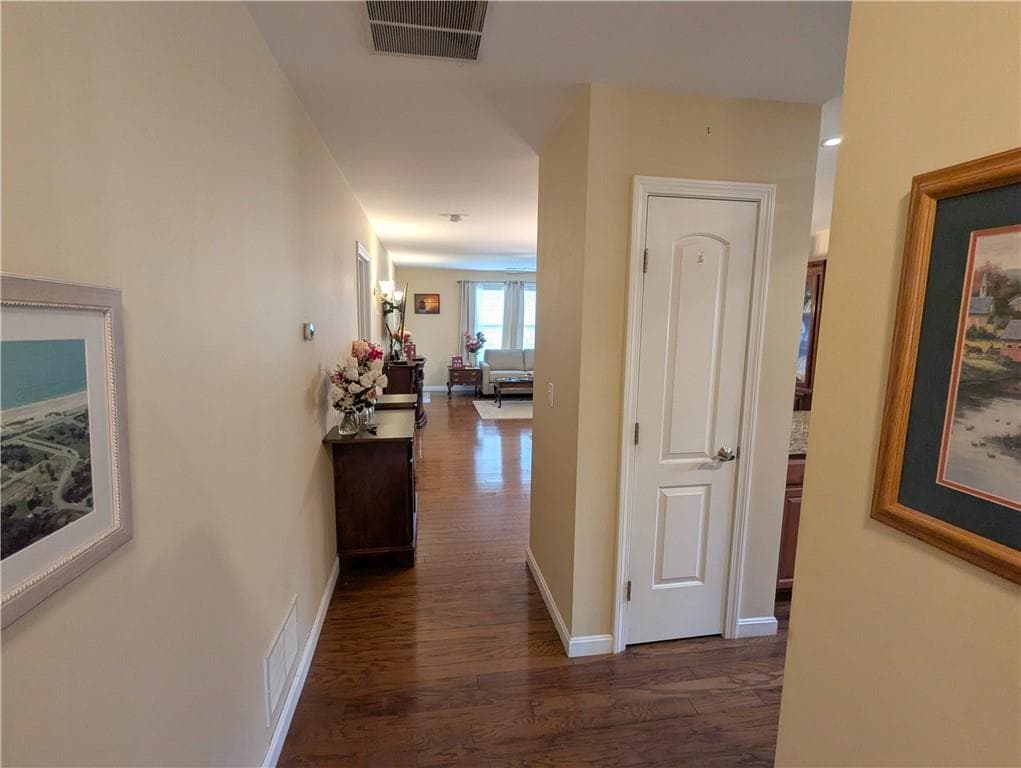 Condominium at 105 Village Green Circle, Coventry, photo 17 of 31