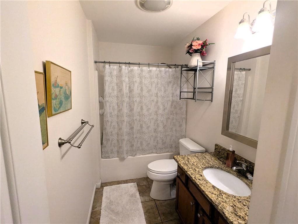 Condominium at 105 Village Green Circle, Coventry, photo 20 of 31