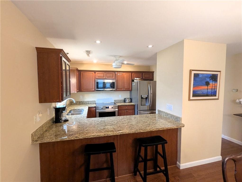 Condominium at 105 Village Green Circle, Coventry, photo 14 of 31