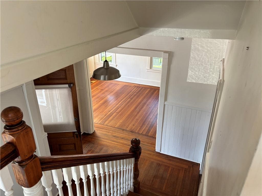 5 Ellwood Place photo 5