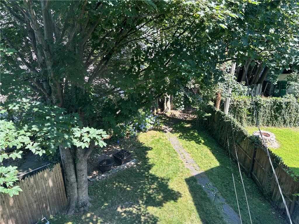 5 Ellwood Place photo 40