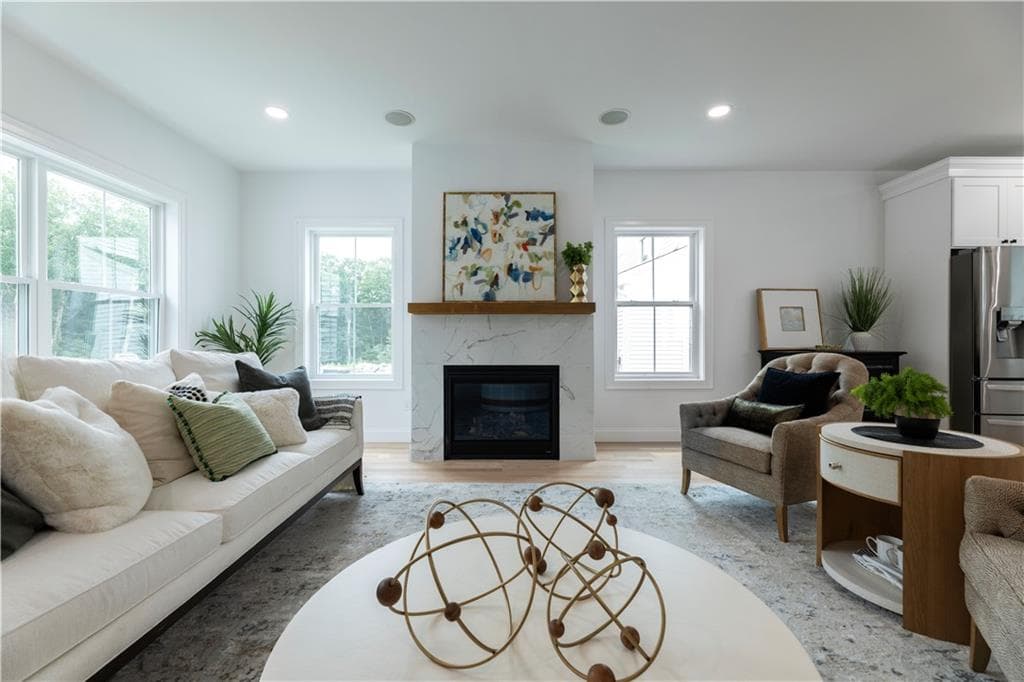 Condominium at 9 Stoneridge Road UNIT 9, Smithfield, photo 5 of 48