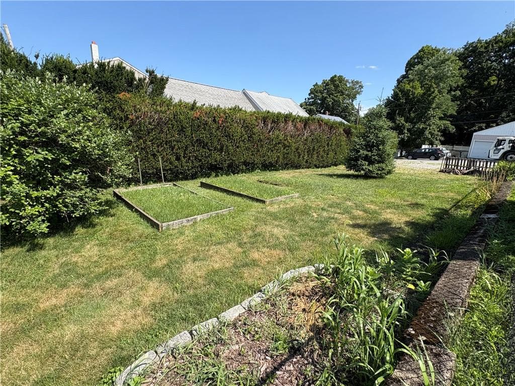 65 Summit Avenue photo 42