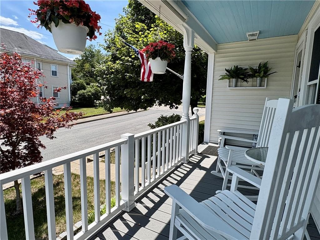 65 Summit Avenue photo 8