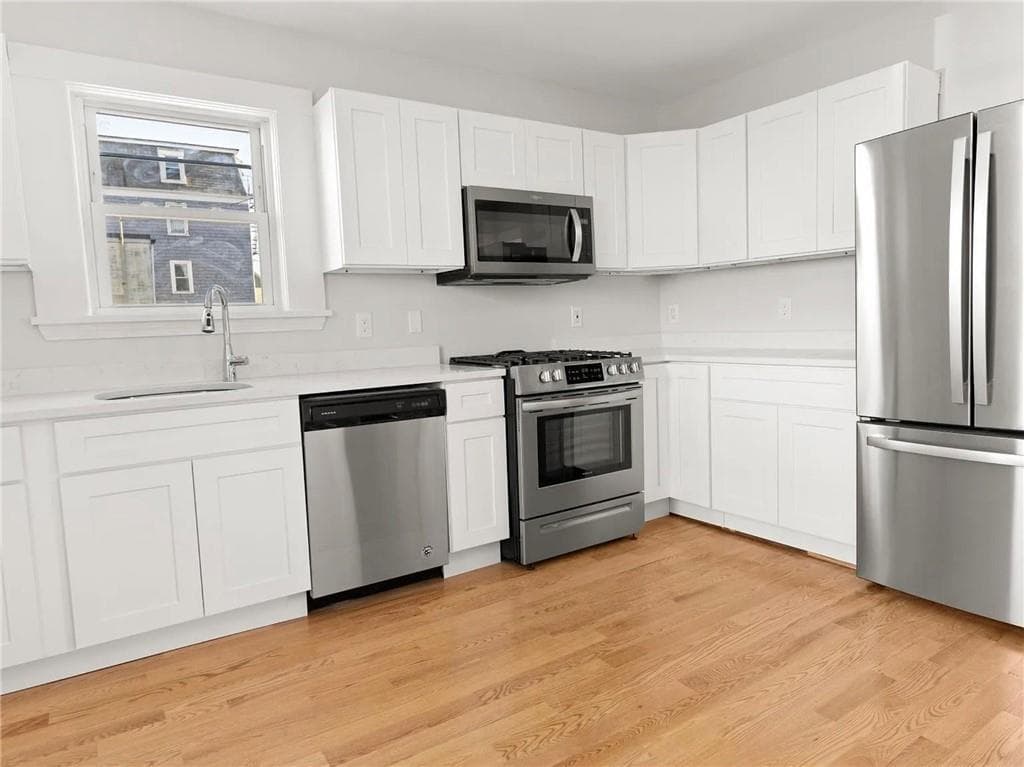 8 10 Marcello Street photo 7
