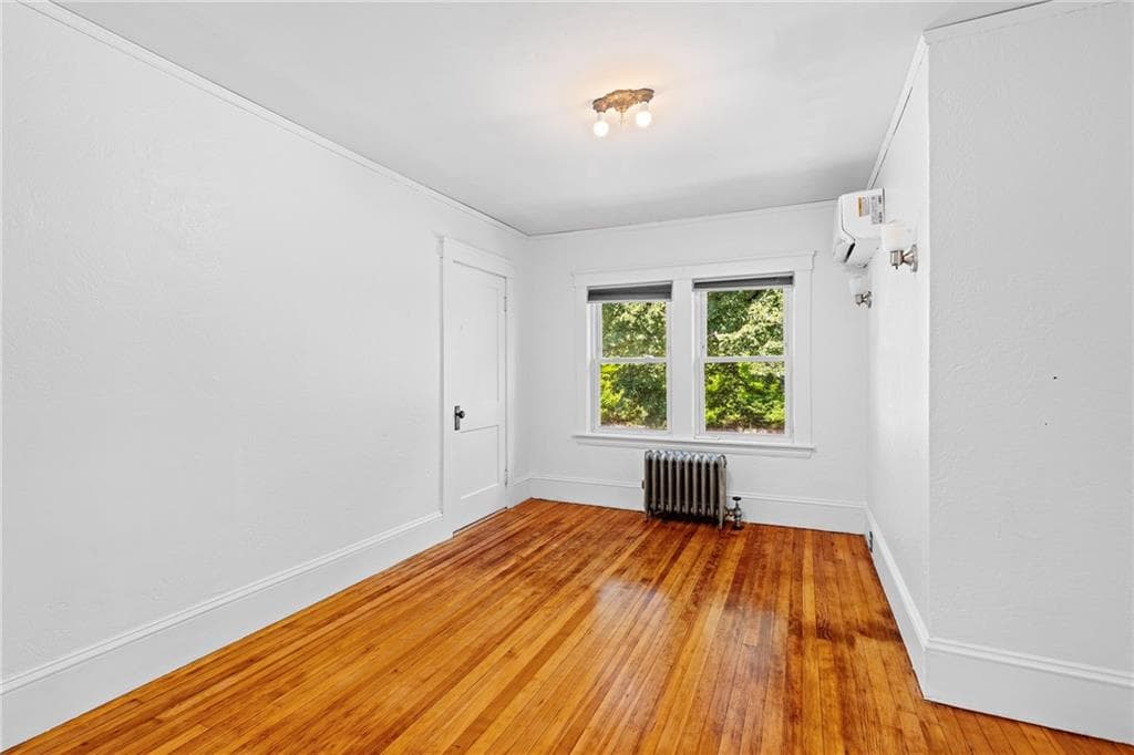 Single Family Residence at 544 Harris Avenue, Woonsocket, photo 23 of 38