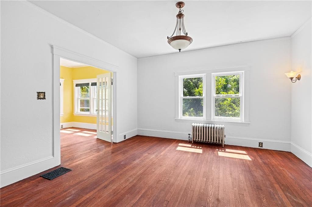 Single Family Residence at 544 Harris Avenue, Woonsocket, photo 9 of 38