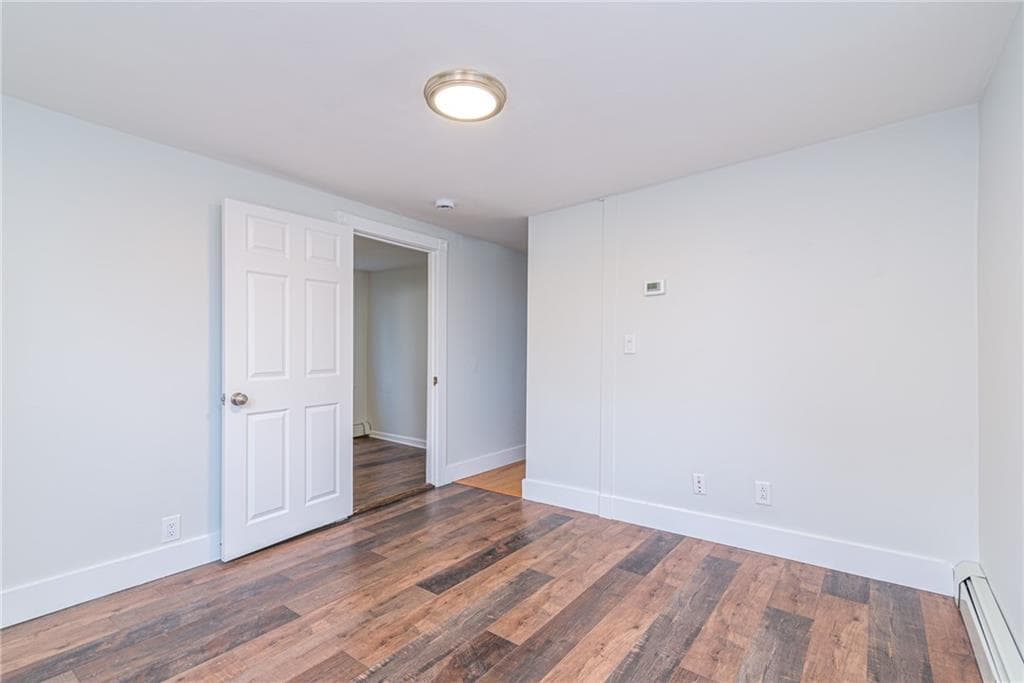 8 10 Marcello Street photo 22