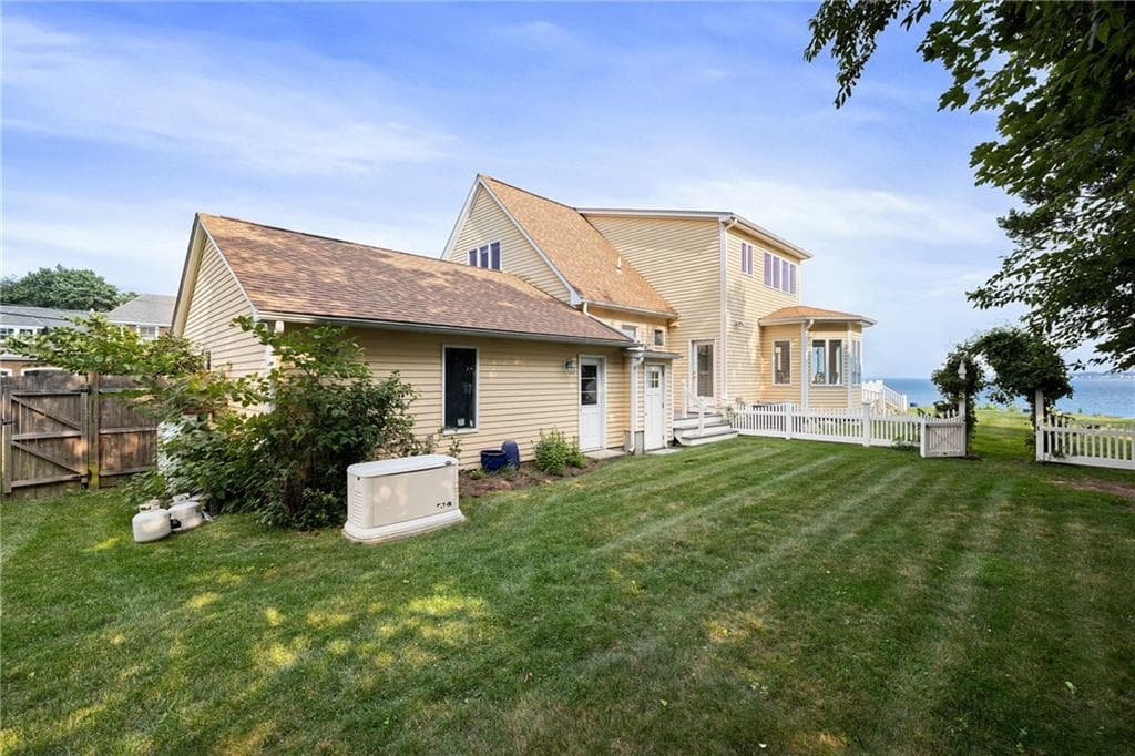 Single Family Residence at 139 Hemlock Avenue, Warwick, photo 46 of 50