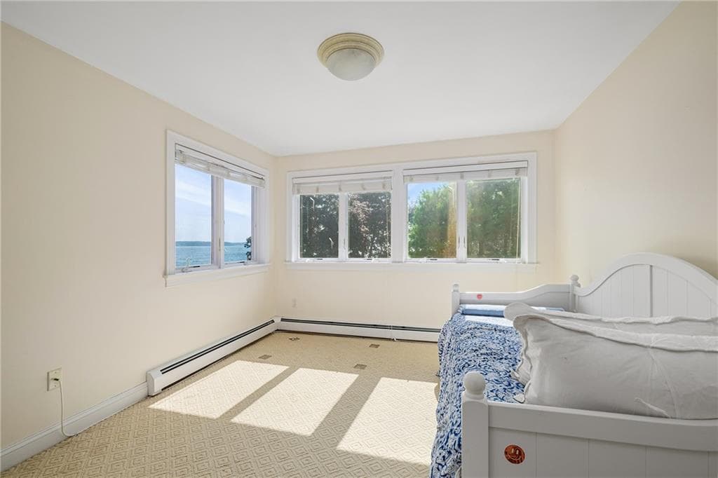Single Family Residence at 139 Hemlock Avenue, Warwick, photo 26 of 50