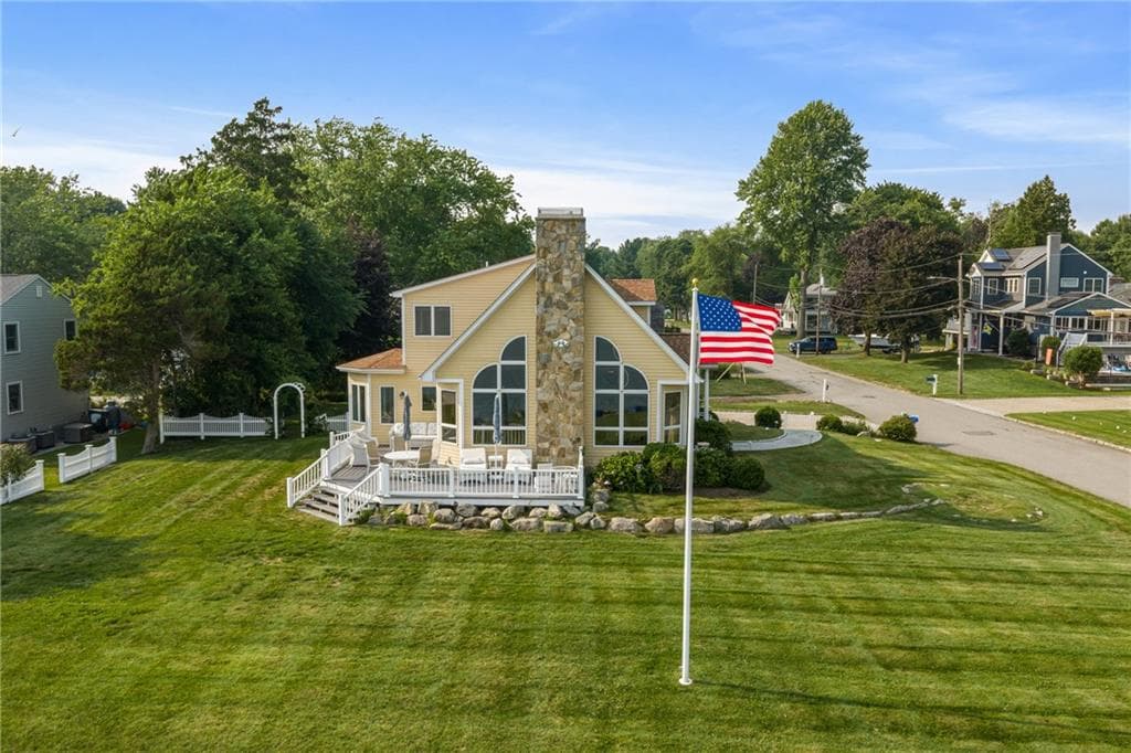 Single Family Residence at 139 Hemlock Avenue, Warwick, photo 38 of 50