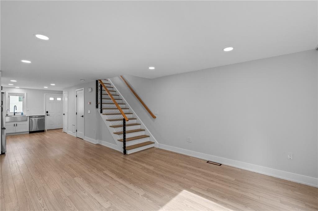 41 Dale Avenue UNIT D photo 12