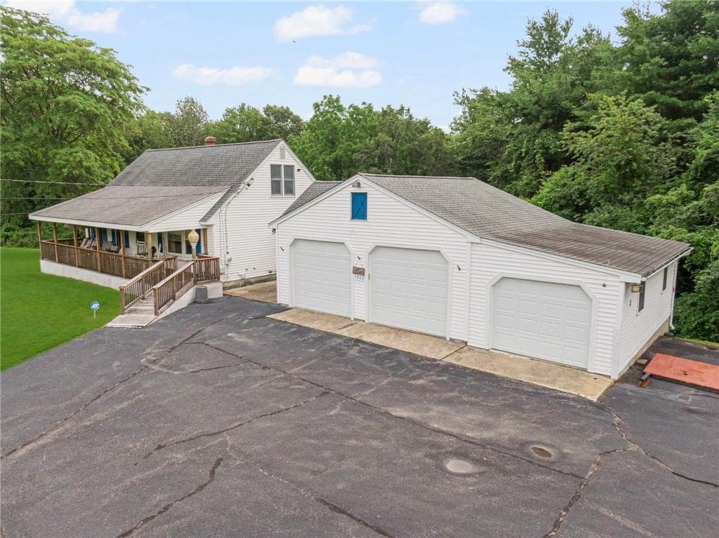 Single Family Residence at 1505 Broncos Highway, Burrillville, photo 2 of 41