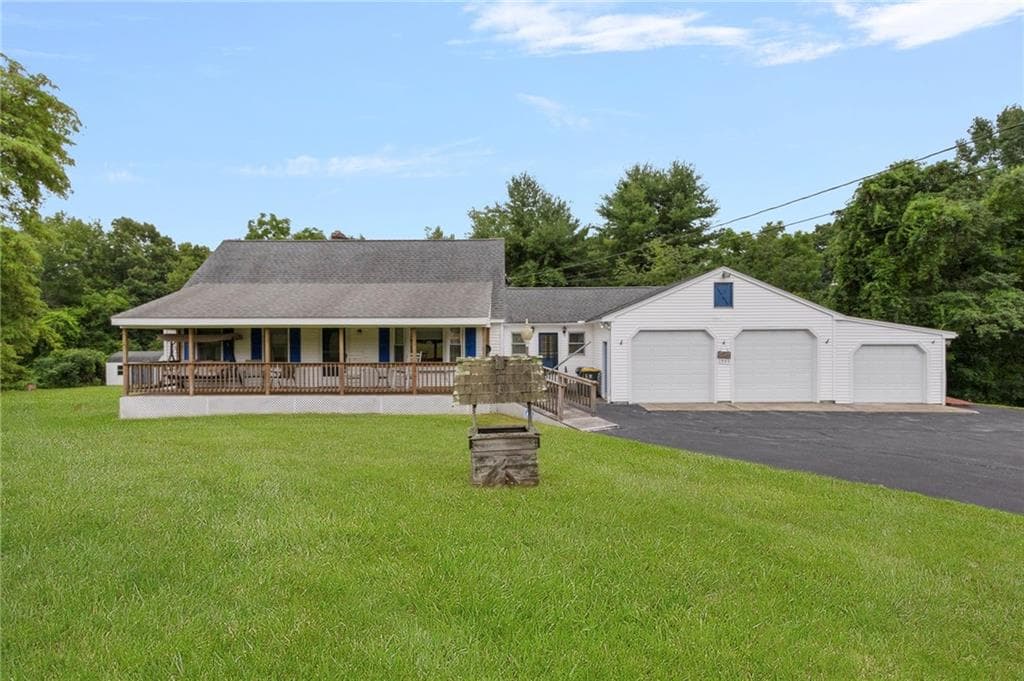 Single Family Residence at 1505 Broncos Highway, Burrillville, photo 8 of 41