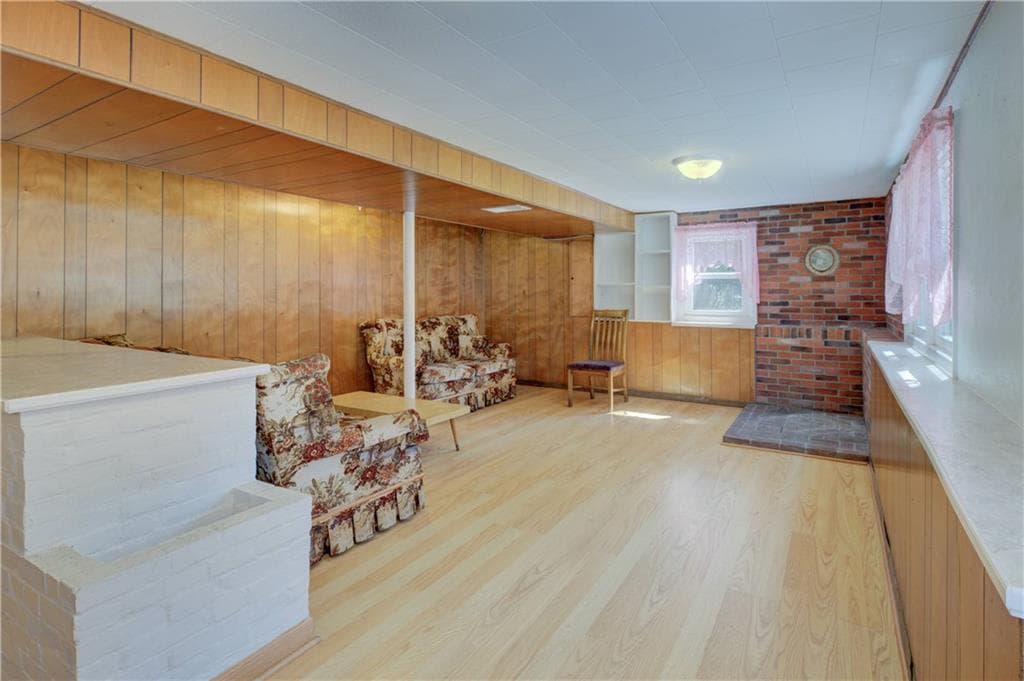 Single Family Residence at 16 Superior Street, Warwick, photo 23 of 35