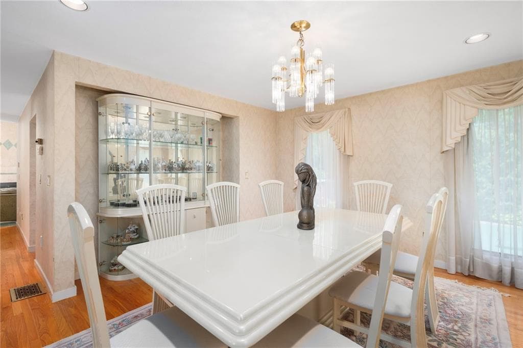 22 Golden View Drive photo 9