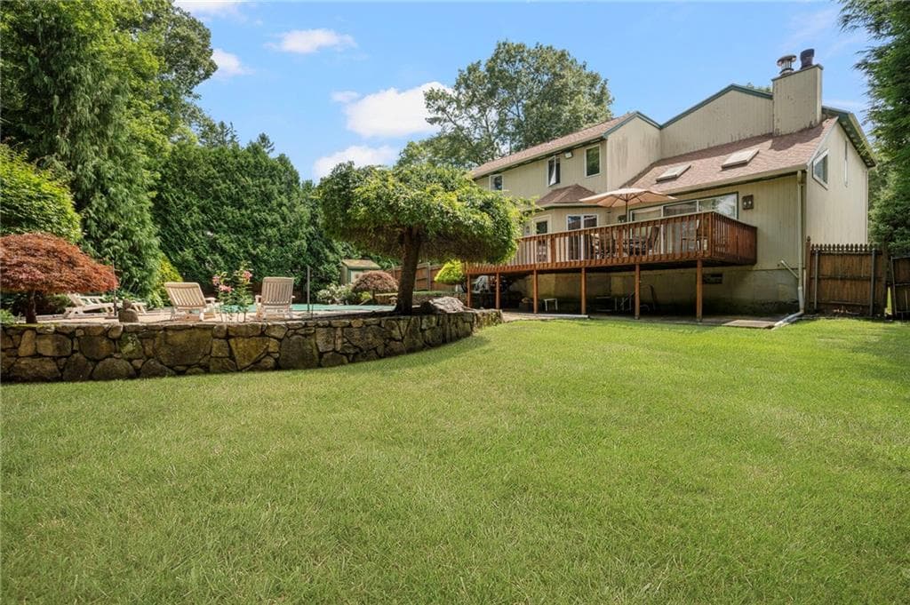 22 Golden View Drive photo 35
