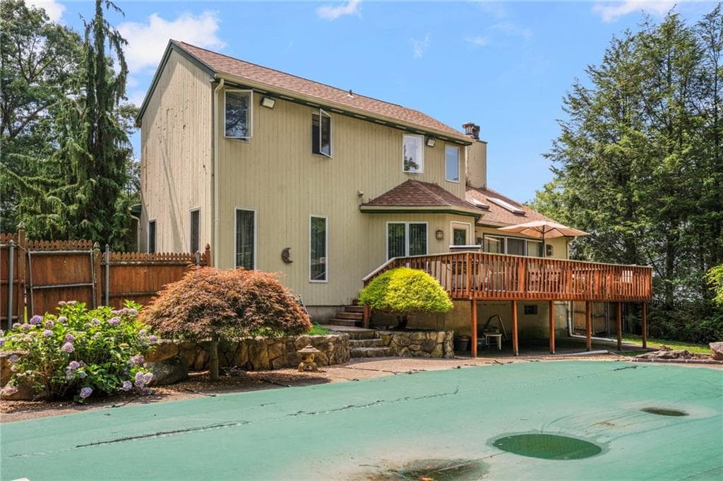 22 Golden View Drive photo 39