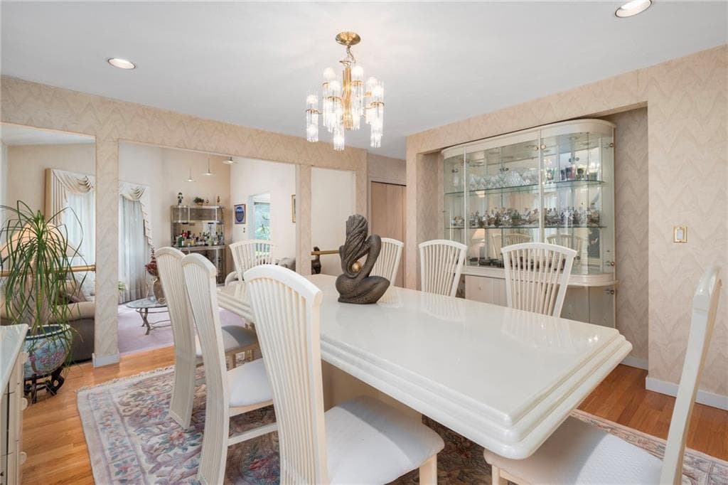 22 Golden View Drive photo 8