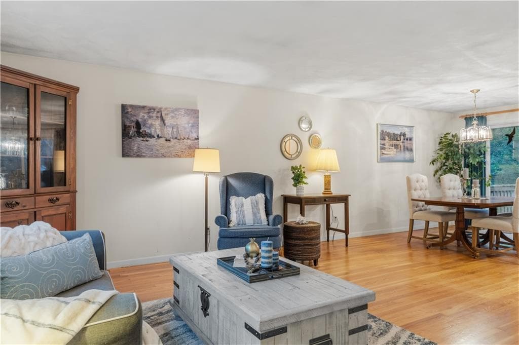 102 Windward Walk photo 10
