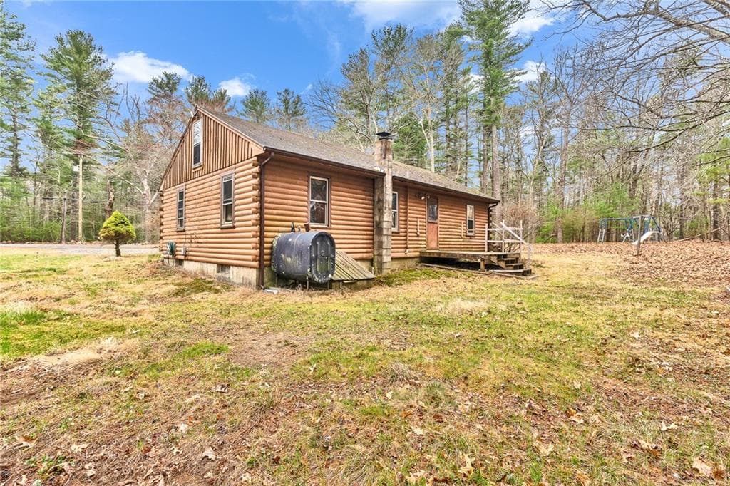 Single Family Residence at 119 Breakheart Hill Road, West Greenwich, photo 22 of 30