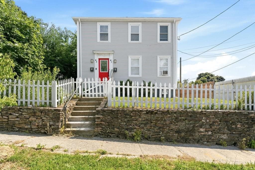 41 Rochambeau Avenue photo 2