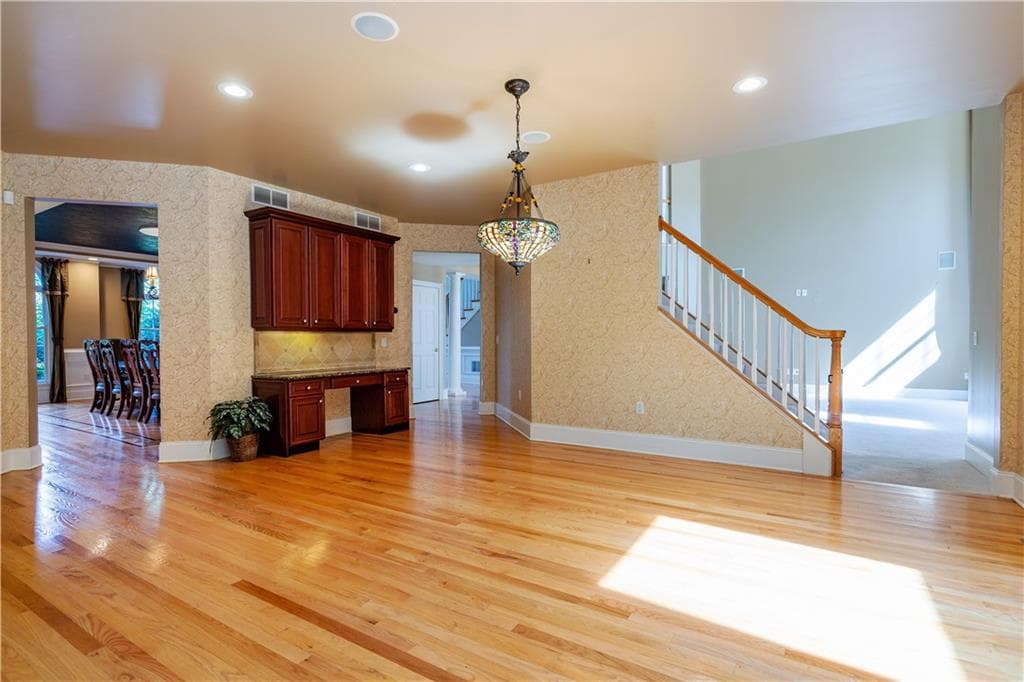 Single Family Residence at 5 Lenihan Lane, East Greenwich, photo 16 of 50