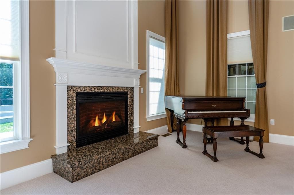 Single Family Residence at 5 Lenihan Lane, East Greenwich, photo 19 of 50