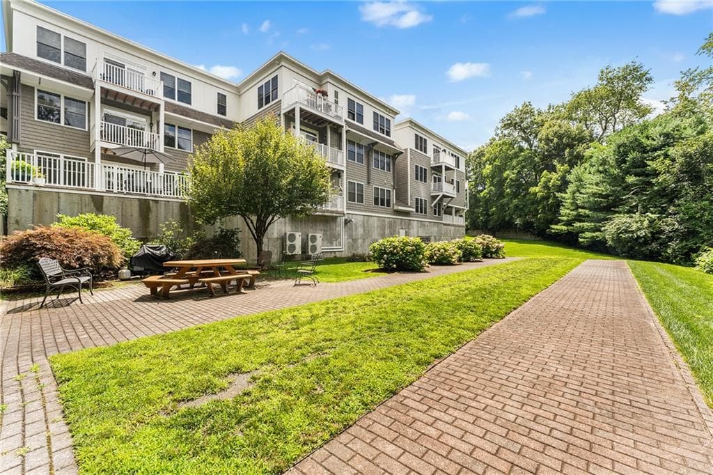 Condominium at 301 Church Street UNIT 108, South Kingstown, photo 28 of 31