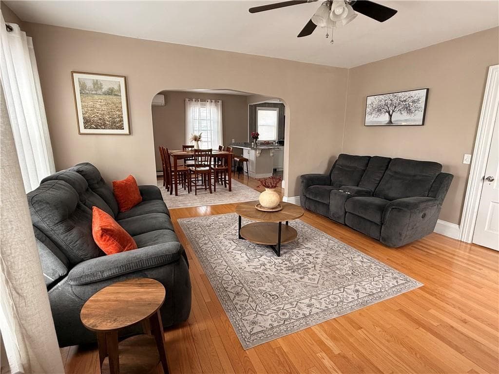 1289 Cranston Street photo 7