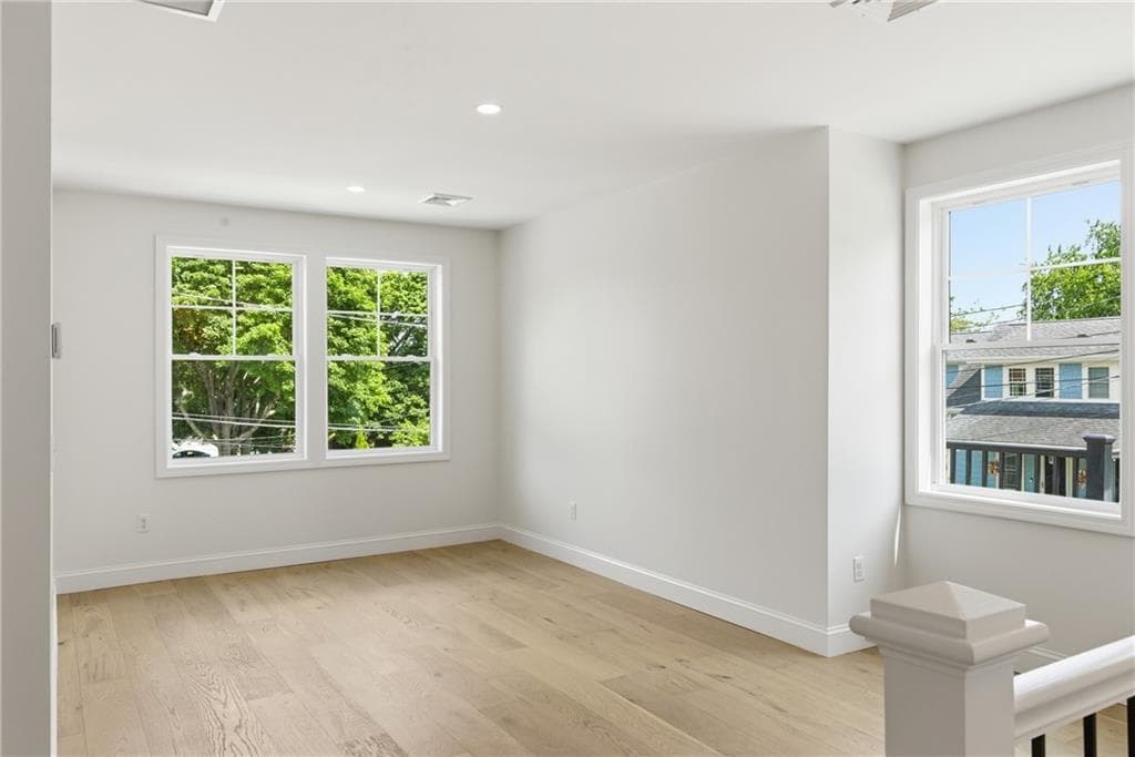 42 Orchard Avenue photo 25